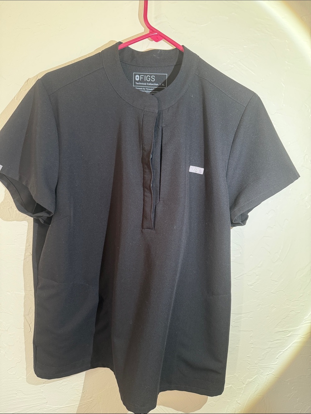 Figs Men’s Black Henley Short-Sleeve Polo